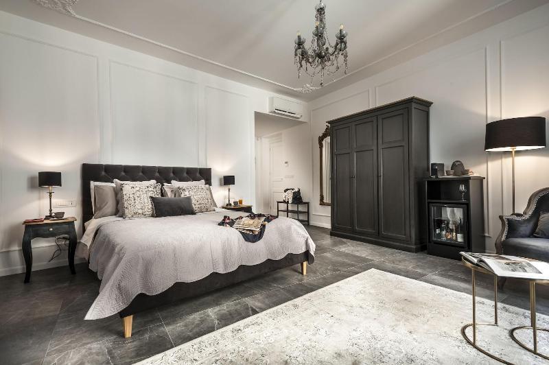 Palazzo Natoli Boutique